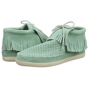Minnetonka Venice Perforated Bootie 7.5 Womens Mint Green Suede Moccasins Fringe
